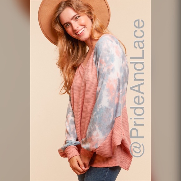 🌸Mauve Waffle Thermal Tie Dye Top🌸 - Picture 4 of 5